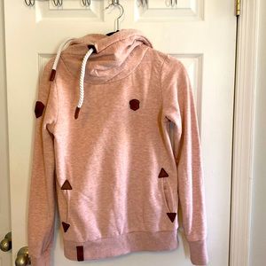 Naketqno Hoddi in Pink